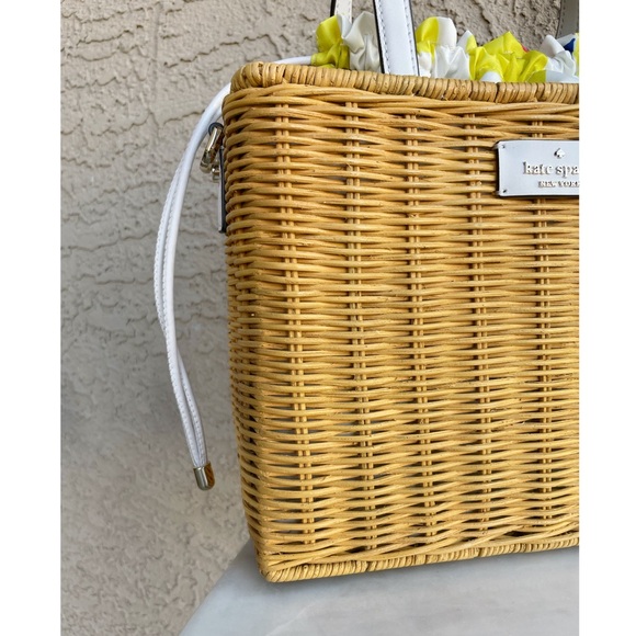 KATE SPADE Wicker Rattan Lemon Zest Printed Woven Picnic Satchel Box Bag - Picture 10 of 16